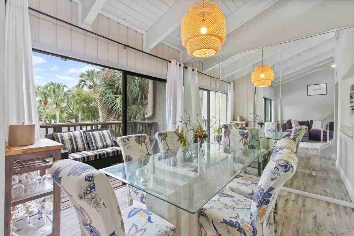 204 Tomoka Trl - Photo 4 of 43