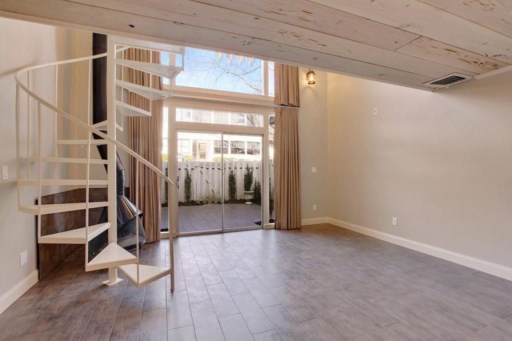 150 Maribeau Sq Nw - Photo 3 of 30