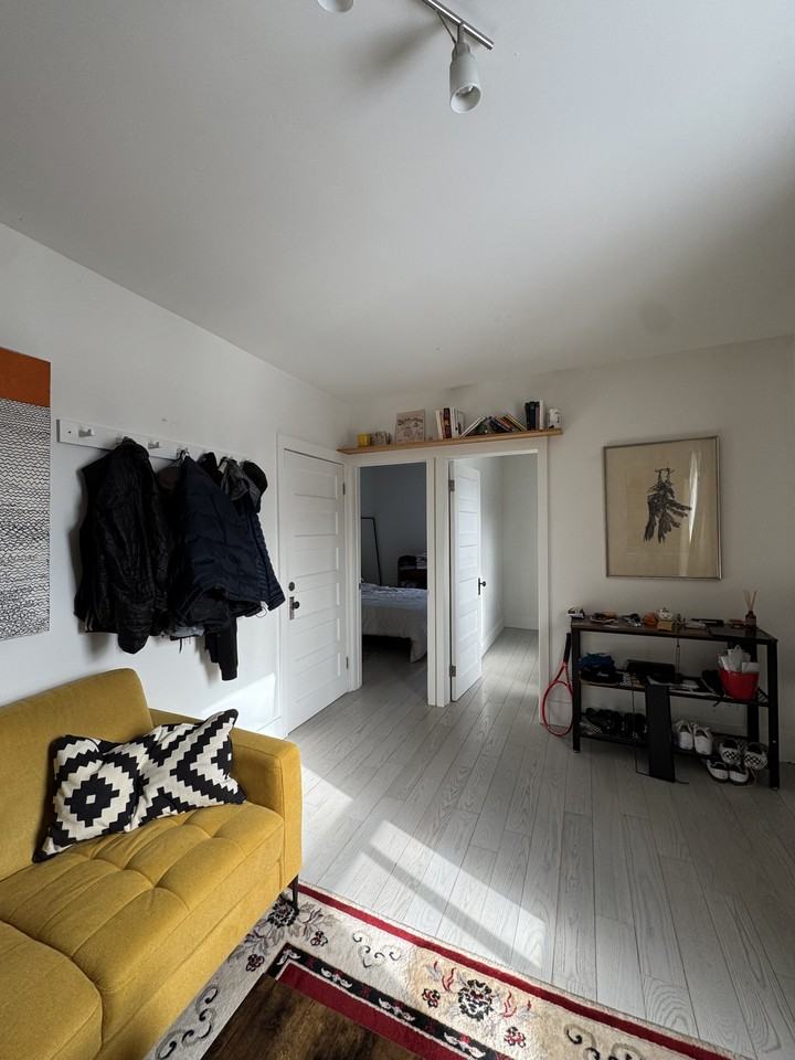 393 Roxton Road #3 - Photo 2 of 23