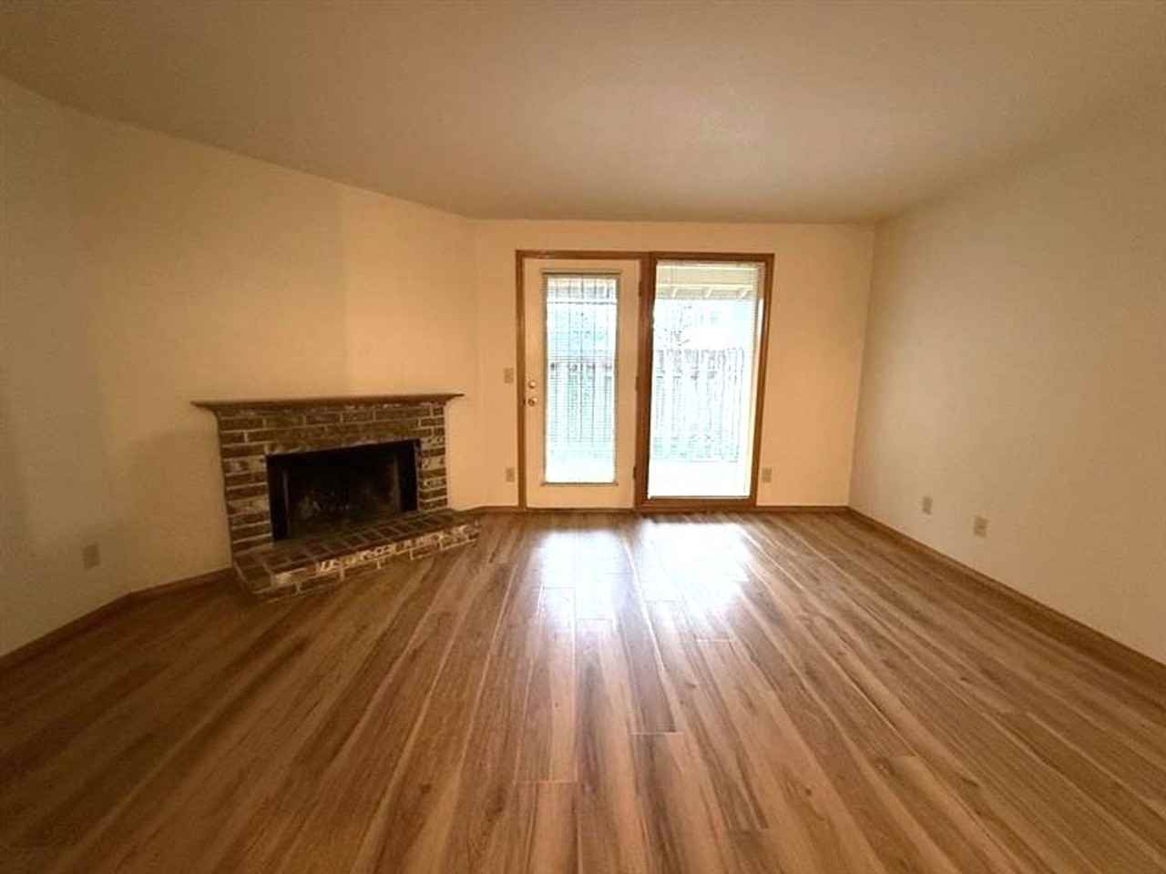 762 Sw 206th Pl - Photo 4 of 11