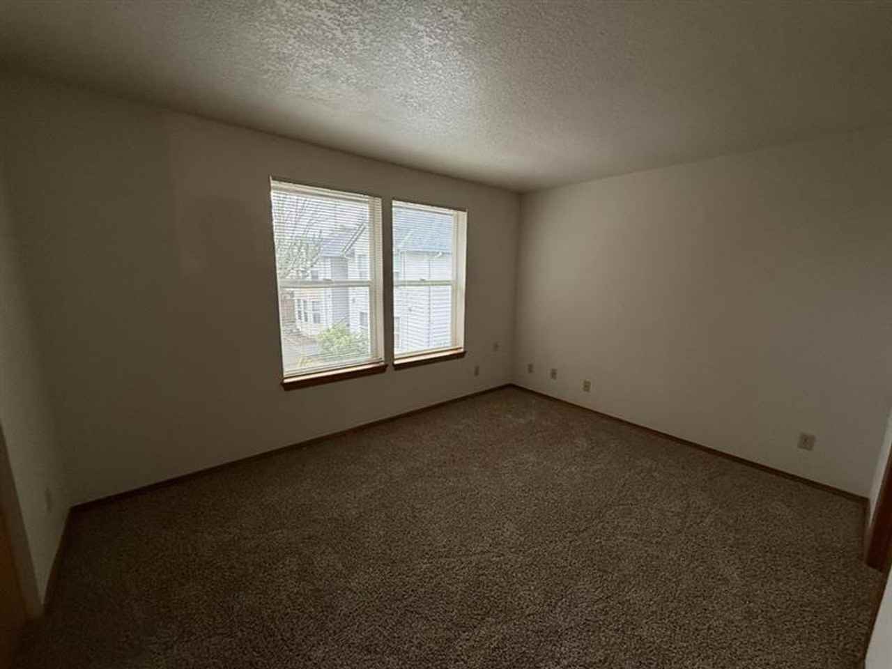 762 Sw 206th Pl - Photo 6 of 11