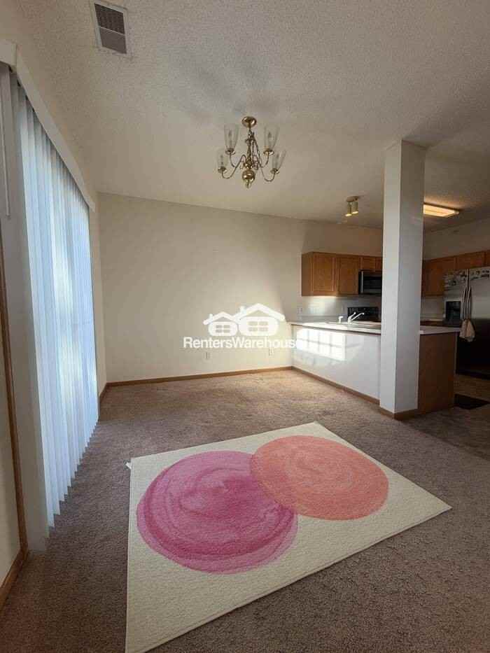 17580 Haralson Dr - Photo 4 of 15