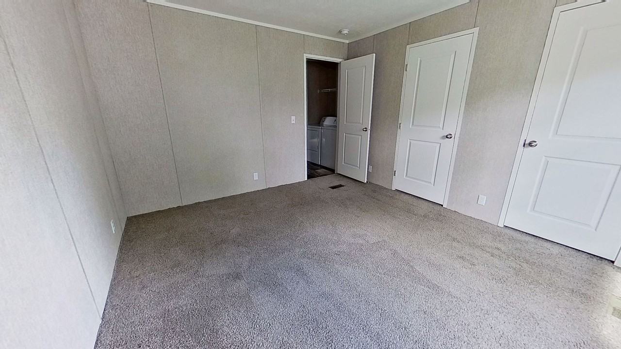 3 Locust Ln - Photo 5 of 9