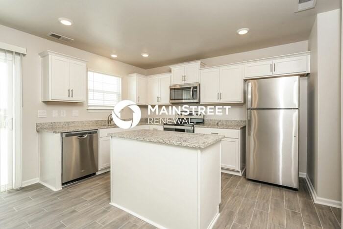 397 Ovada Ave - Photo 5 of 16