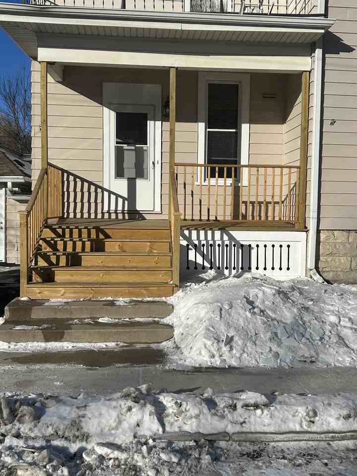 422 Maple Ave #1 - Photo 3 of 17