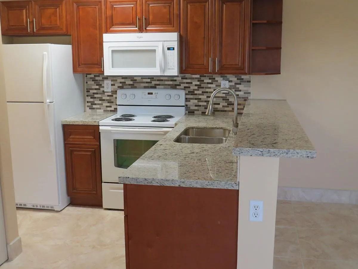 861 Se 8th Ct #4 - Photo 2 of 20