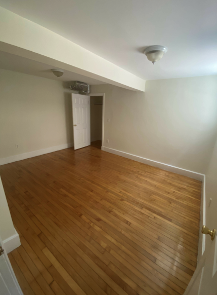 14 Centre St #I - Photo 5 of 6