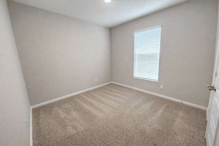 345 Nespral Dr #345 - Photo 5 of 18