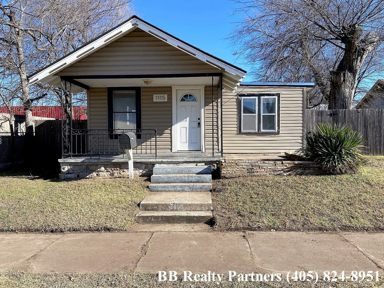 1115 S Atlanta Ave #NA - Photo 2 of 17