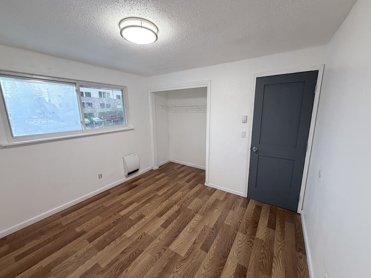 3901 12th St Sw #A - Photo 3 of 5