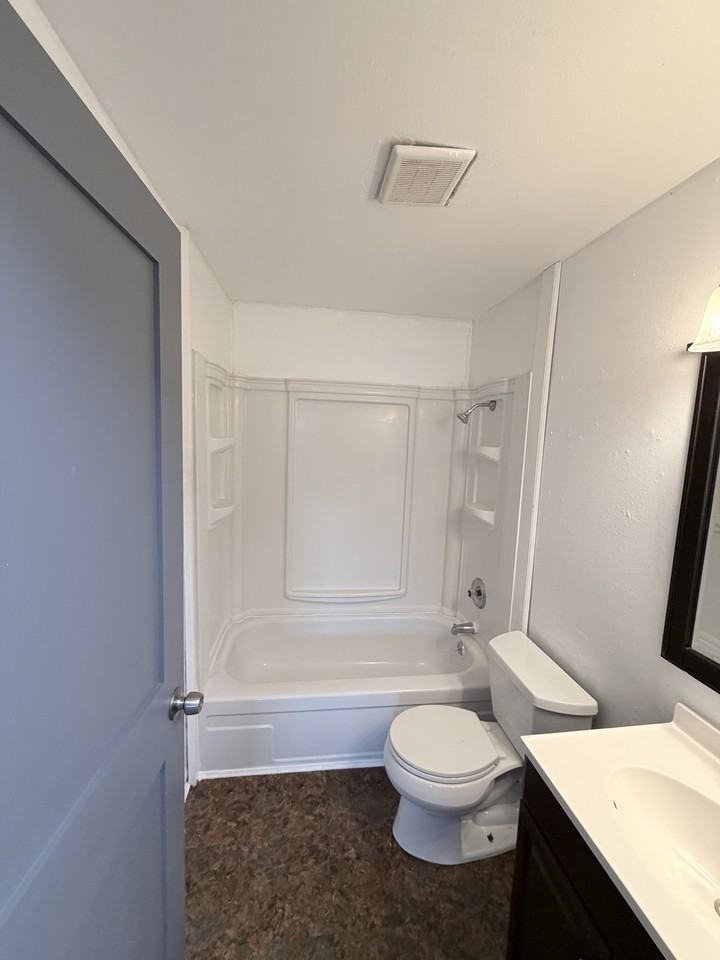 3901 12th St Sw #A - Photo 5 of 5