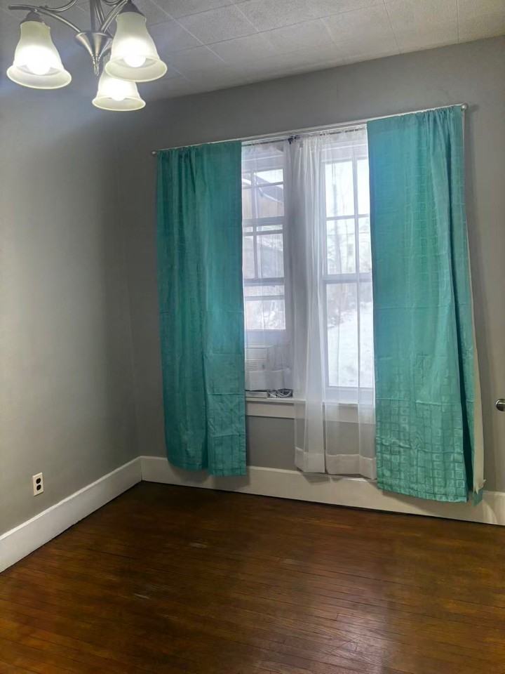 214 N Glenwood Ave #B - Photo 6 of 18