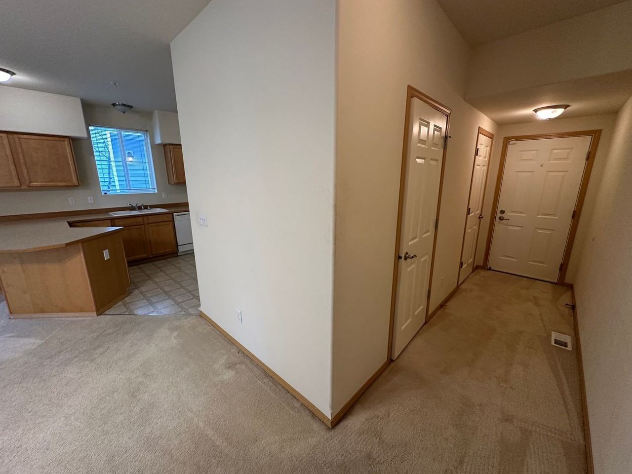 2565 Evans Ct - Photo 5 of 19