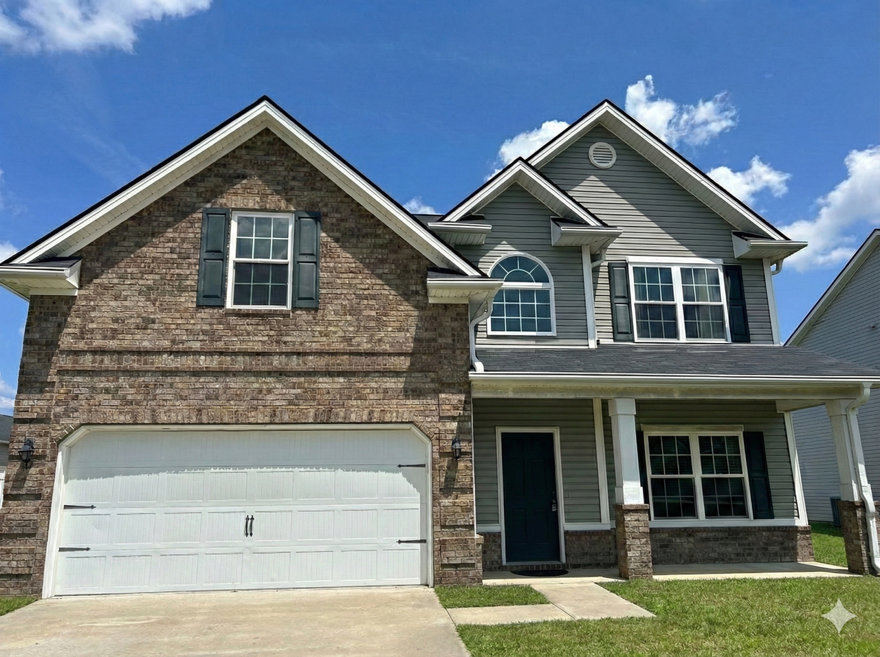 651 Red Oak Ln - Photo 2 of 18