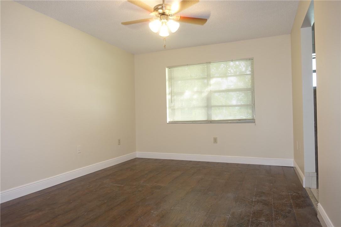 13936 Langley Place - Photo 7 of 11