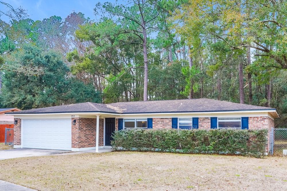 10918 Key Coral Dr - Photo 3 of 16