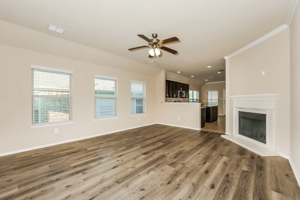 517 Pawnee St - Photo 5 of 16