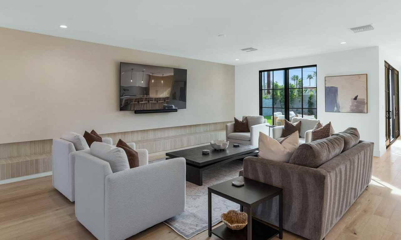 6039 E Calle Camelia - Photo 6 of 32