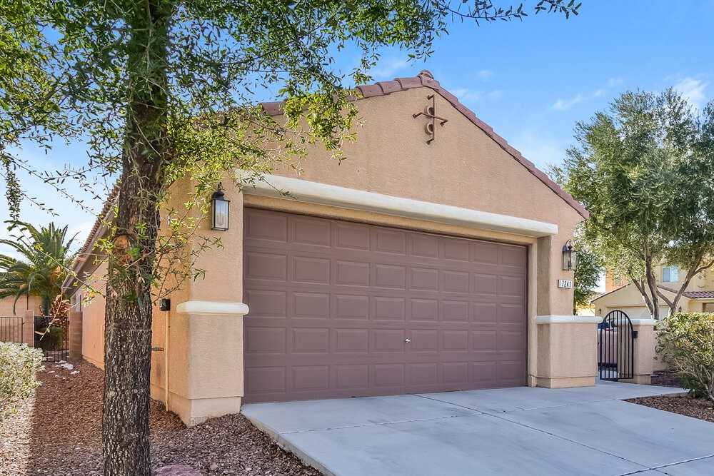 7241 Fairwind Acres Pl - Photo 3 of 16