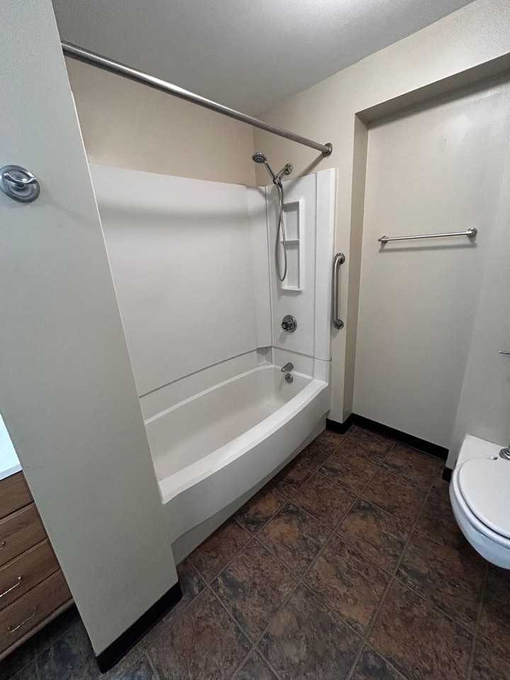 Griffiss Park Suites - Photo 7 of 16