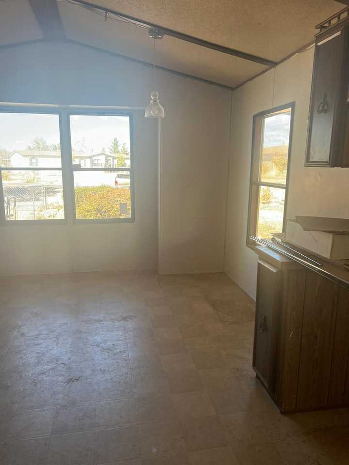 1011 Lindberg Ave #NA - Photo 7 of 11