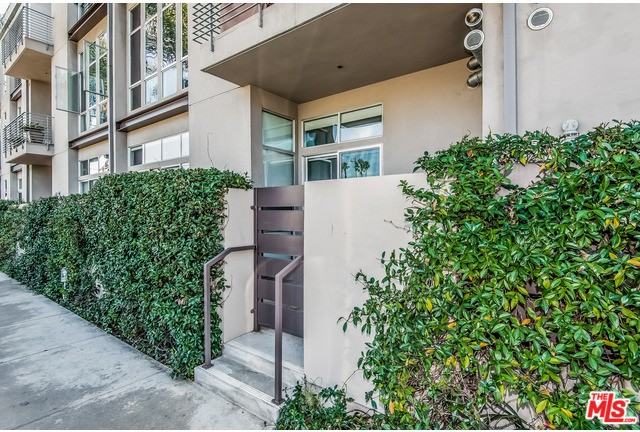 13320 Beach Ave #102 - Photo 3 of 21