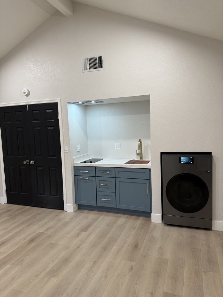 4404 Fawn Hill Ct - Photo 4 of 5