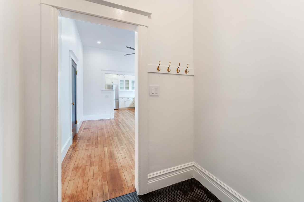 731 E Linden Ave #NA - Photo 2 of 15