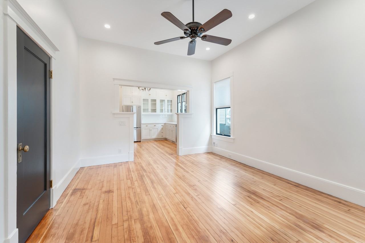 731 E Linden Ave #NA - Photo 4 of 15