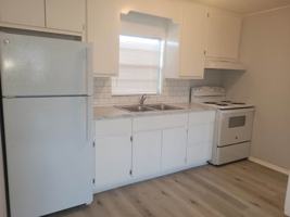 featured image of 5805 Cherry St