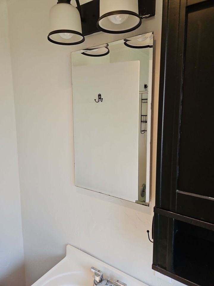 510 Lombard St - Photo 7 of 11