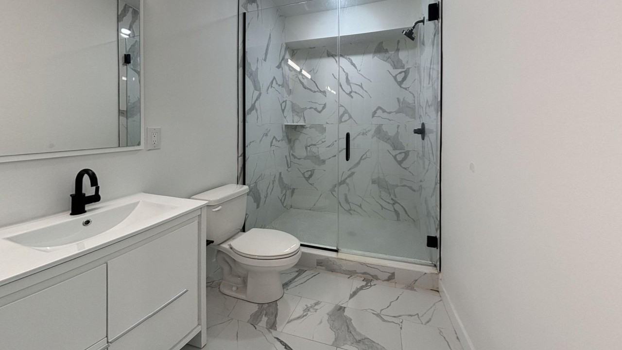 1748 N 22nd St - Photo 7 of 26