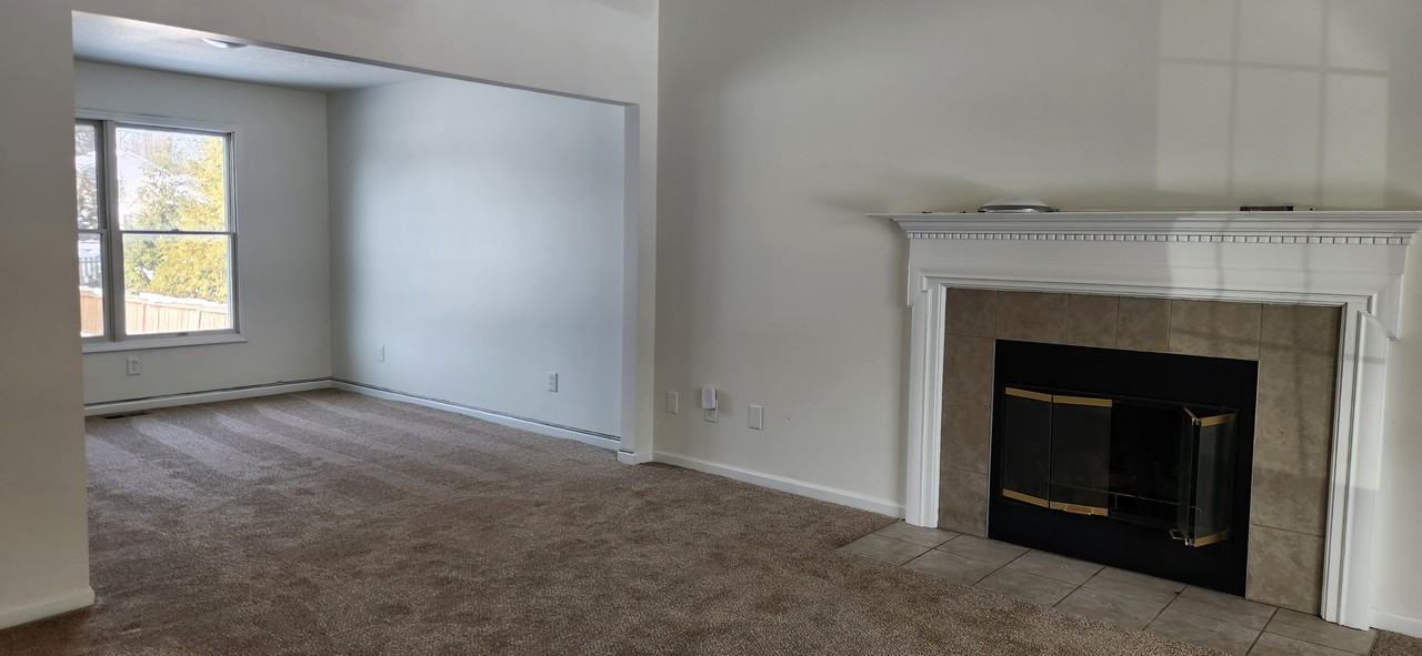 431 Wheatfield Dr #1 - Photo 2 of 20