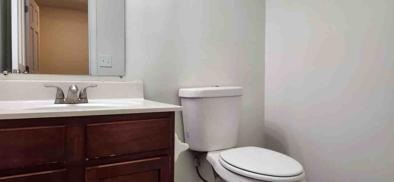 431 Wheatfield Dr #1 - Photo 7 of 20