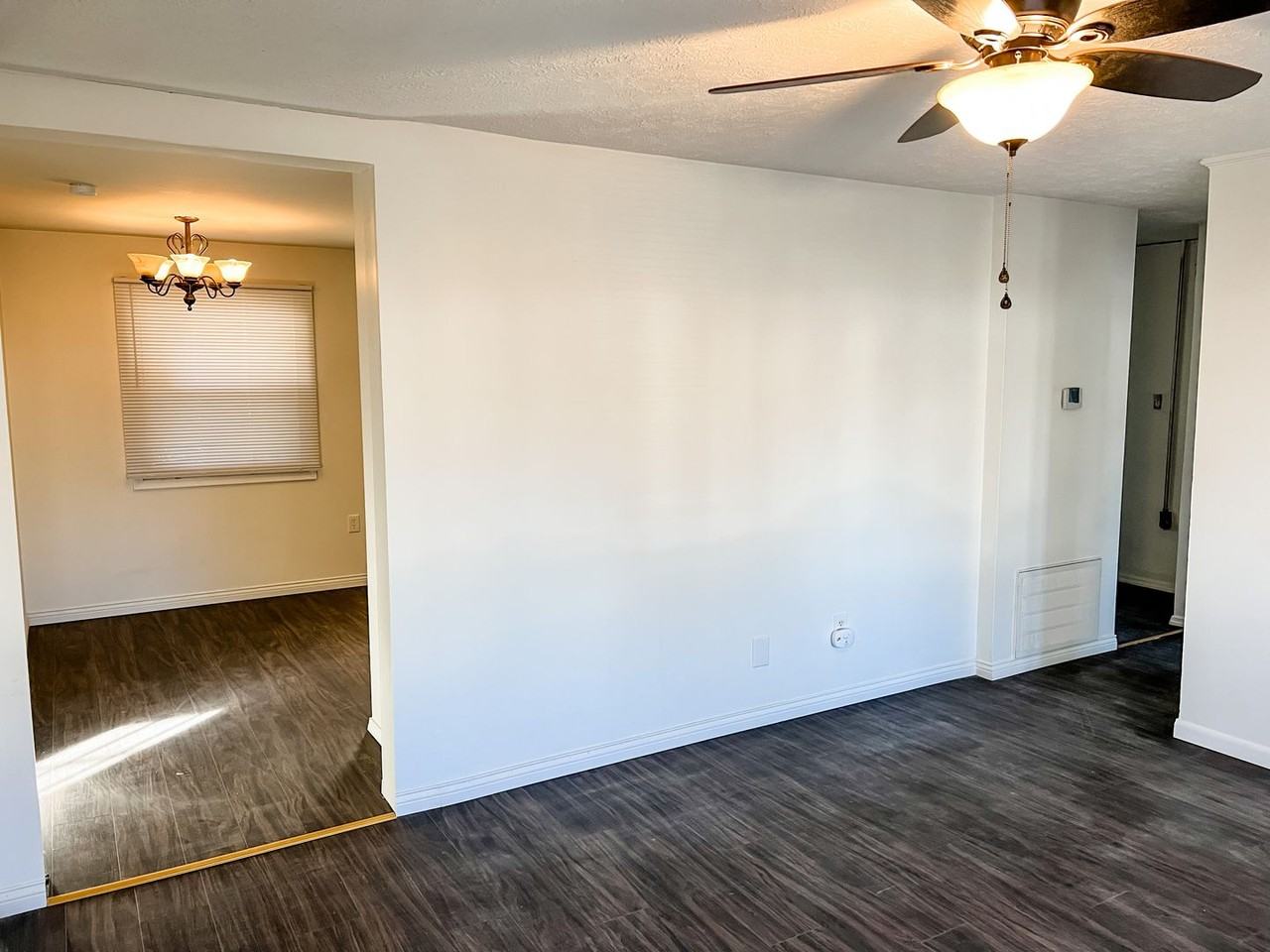 3217 Niagara St - Photo 7 of 22