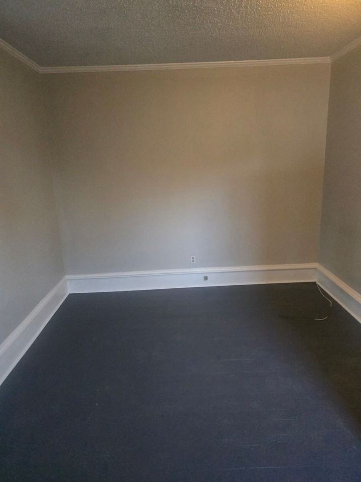 30 S 8th Ave - Photo 6 of 11