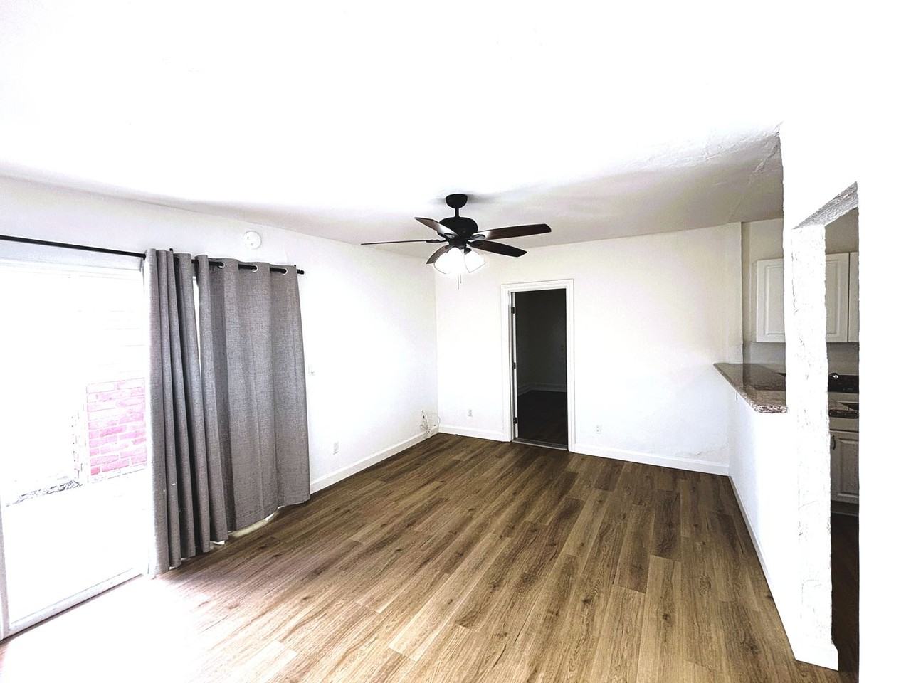 8060 Kyle St - Photo 2 of 13