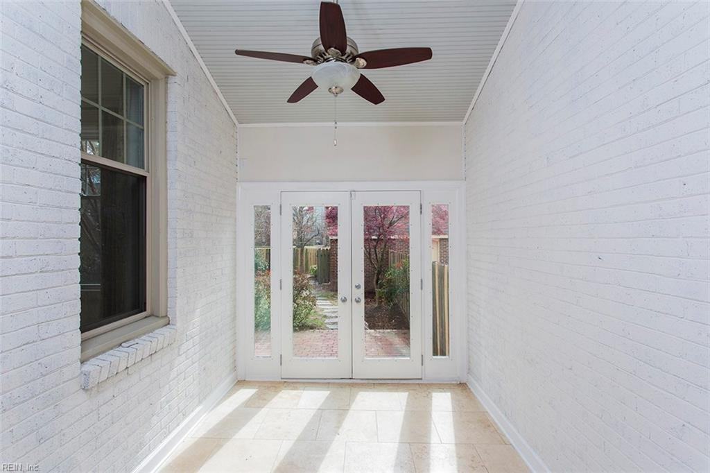 431 W Princess Anne Rd #1 - Photo 6 of 10