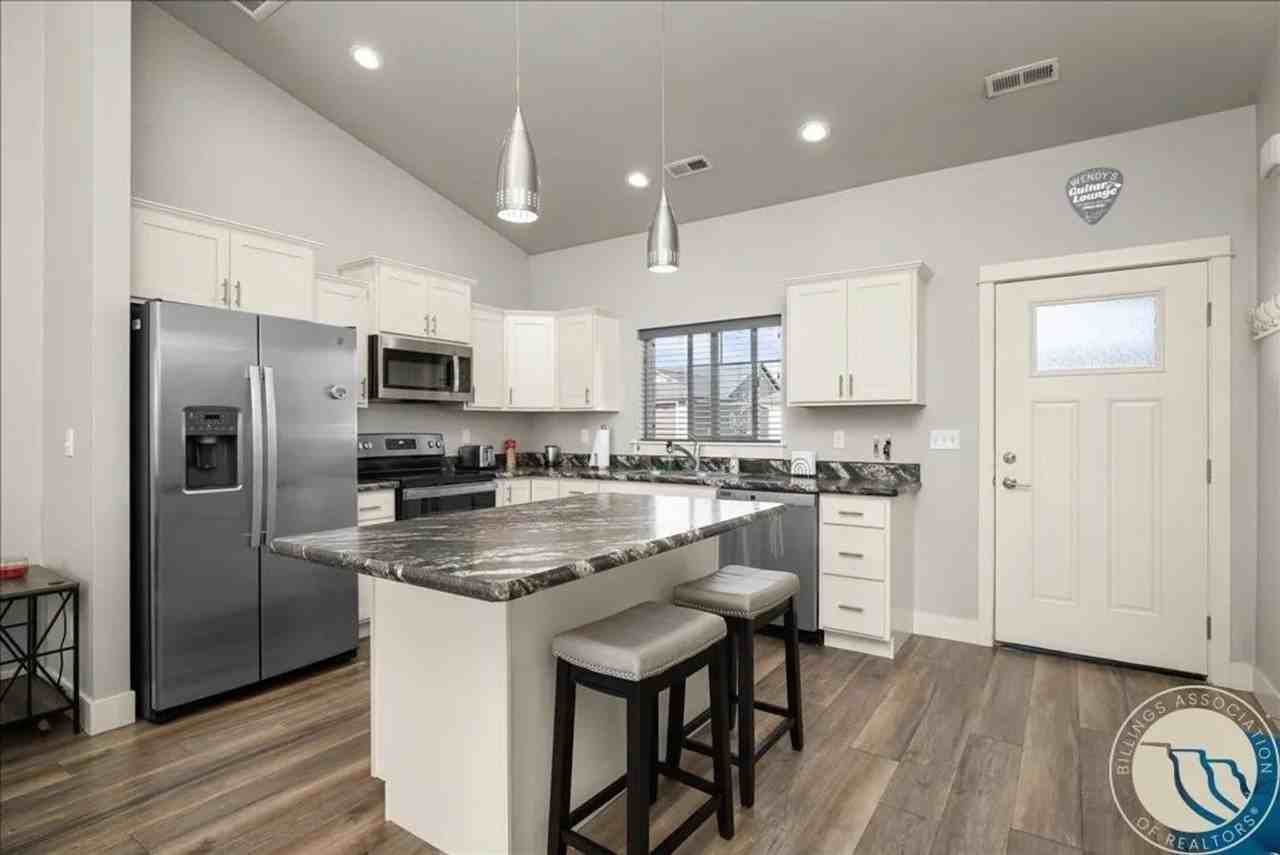 6310 Absaloka Ln - Photo 5 of 19