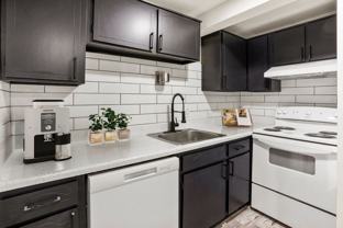 The Iris - Photo 1 of 1