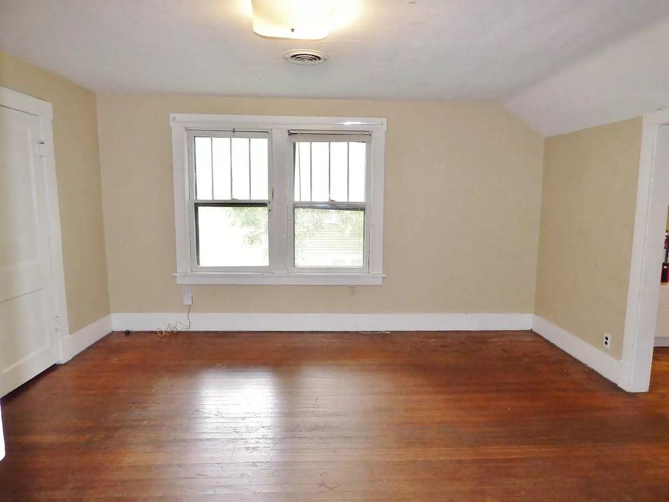 1729 Laramie St #C - Photo 4 of 8