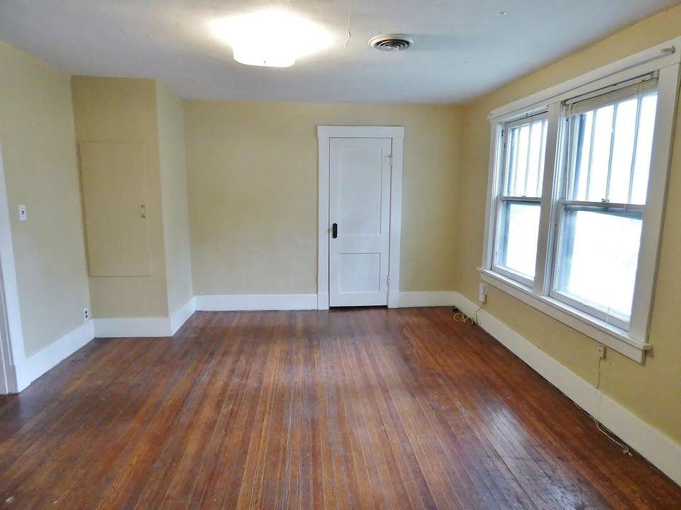 1729 Laramie St #C - Photo 5 of 8