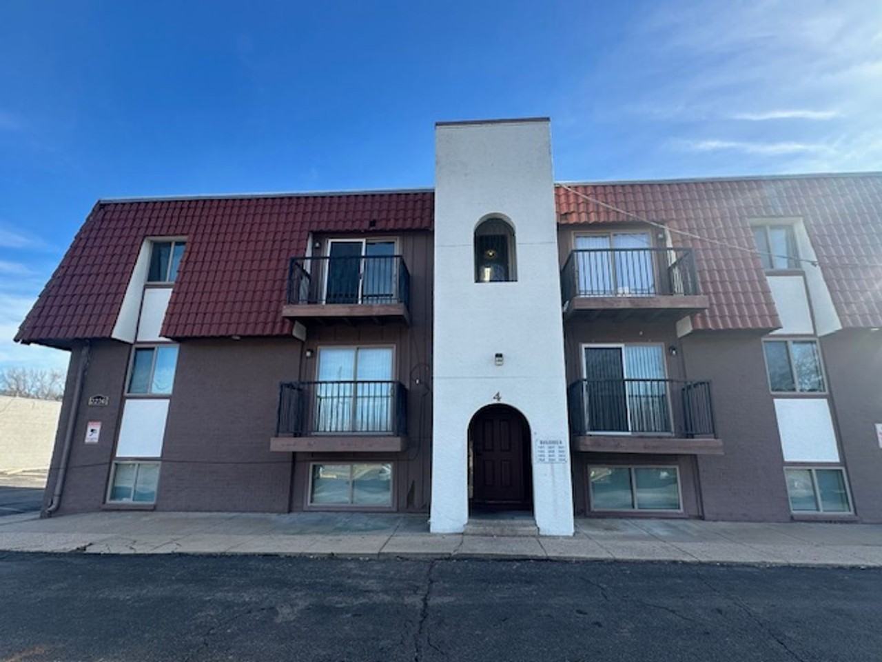 Santa Fe Apartments - Photo 7 of 50