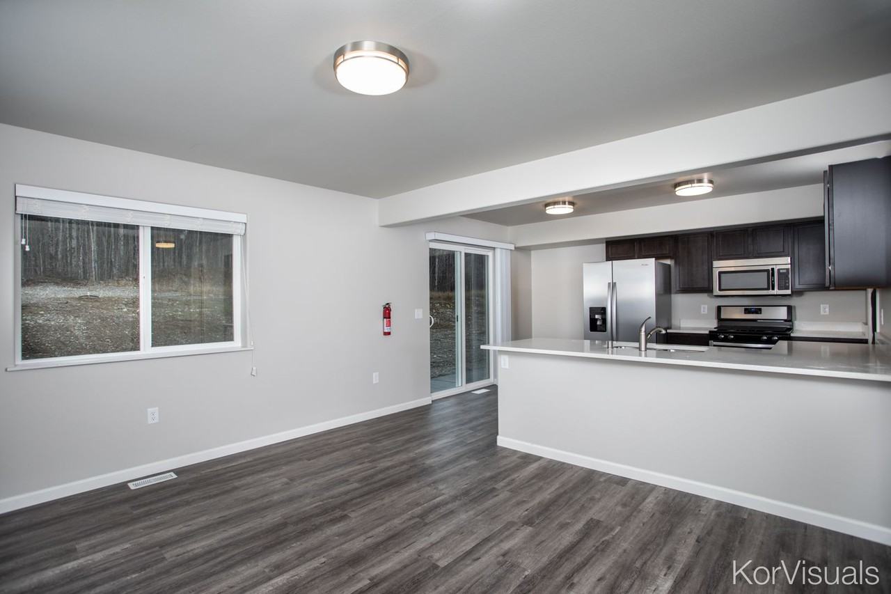 1630 N. Tinitun Circle - Photo 4 of 24