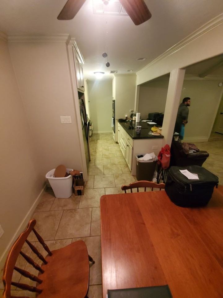 1306 Austin Ave - Photo 7 of 32