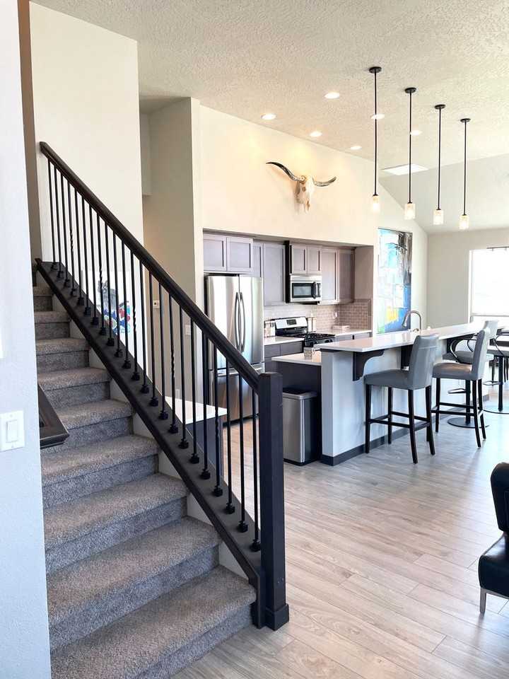 2234 E Warbler Ln - Photo 3 of 17