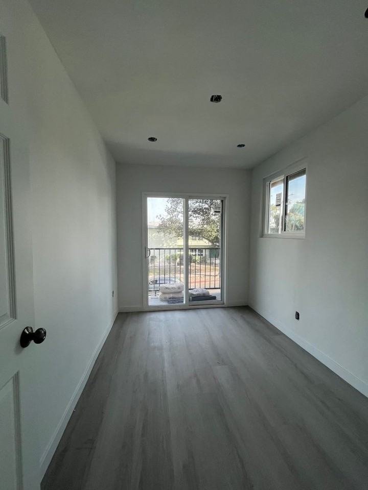 5000 W Coliseum St., LLC - Photo 2 of 15