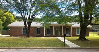 1002 15th Ave Sw - Photo 1 of 1