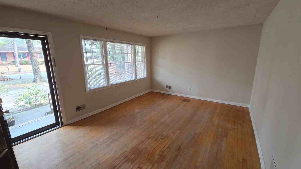 308 Hickory Ridge Dr - Photo 3 of 22