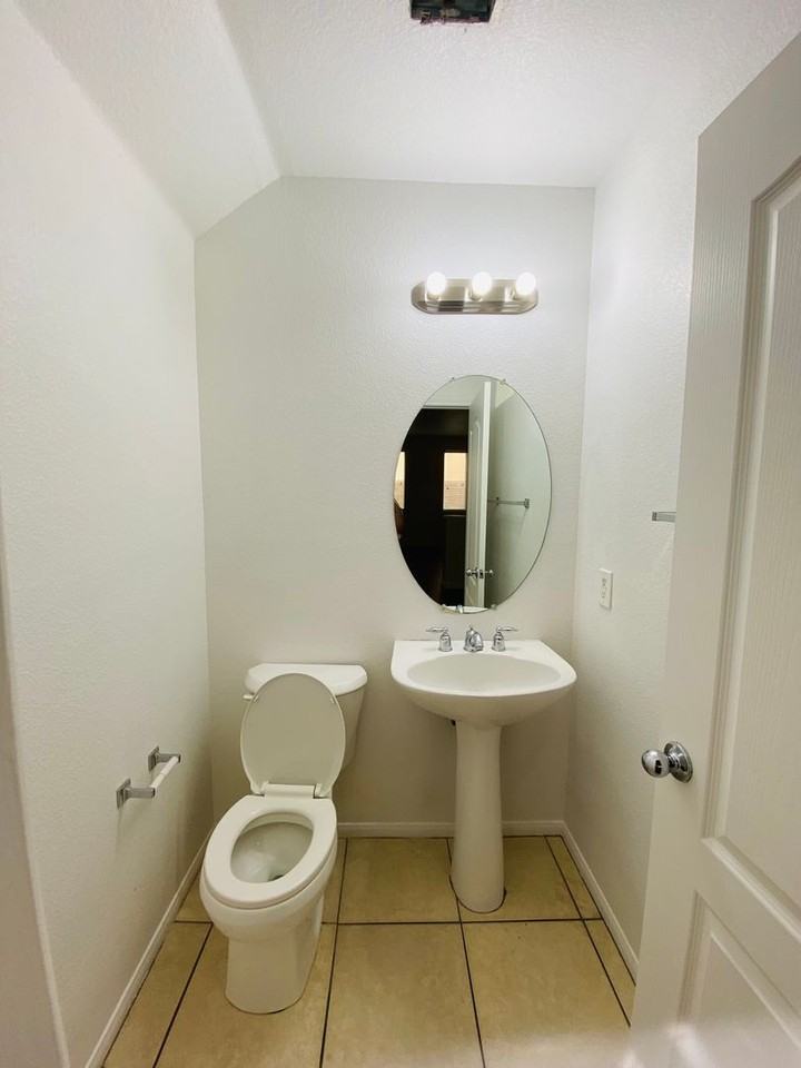 4948 Caprock Canyon Ave - Photo 5 of 13